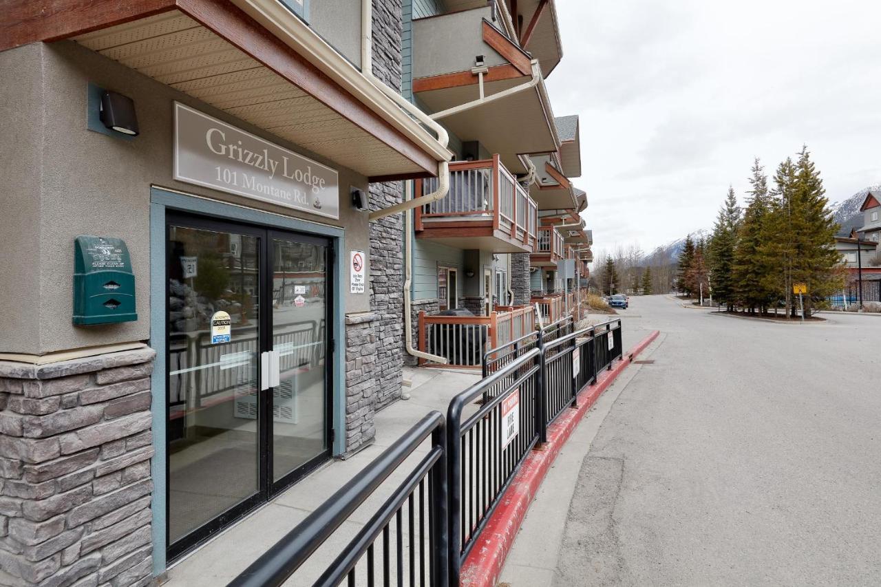 Newly Renovated Grizzly Lodge, Spacious 3Br 2Ba With Open Pool, Hot Tub Canmore Luaran gambar